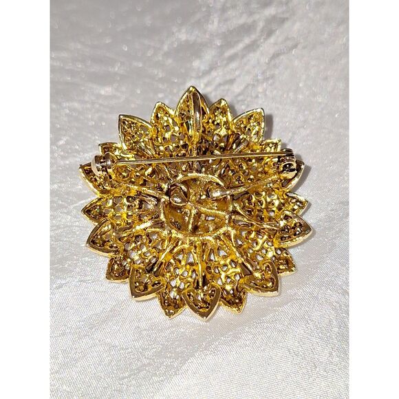 Amber Vintage Brooch Pin Sparkly Pendant Gold Tone Rhinestone Flower Old Money - Picture 7 of 9